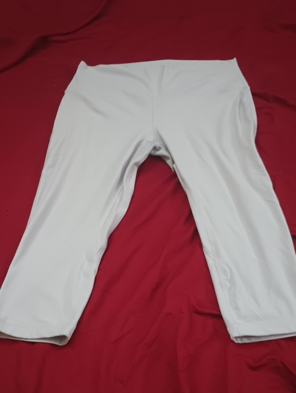 lululemon athletica Light Lavender Capri Leggings Size 14 Gym Spring Summer 🌞